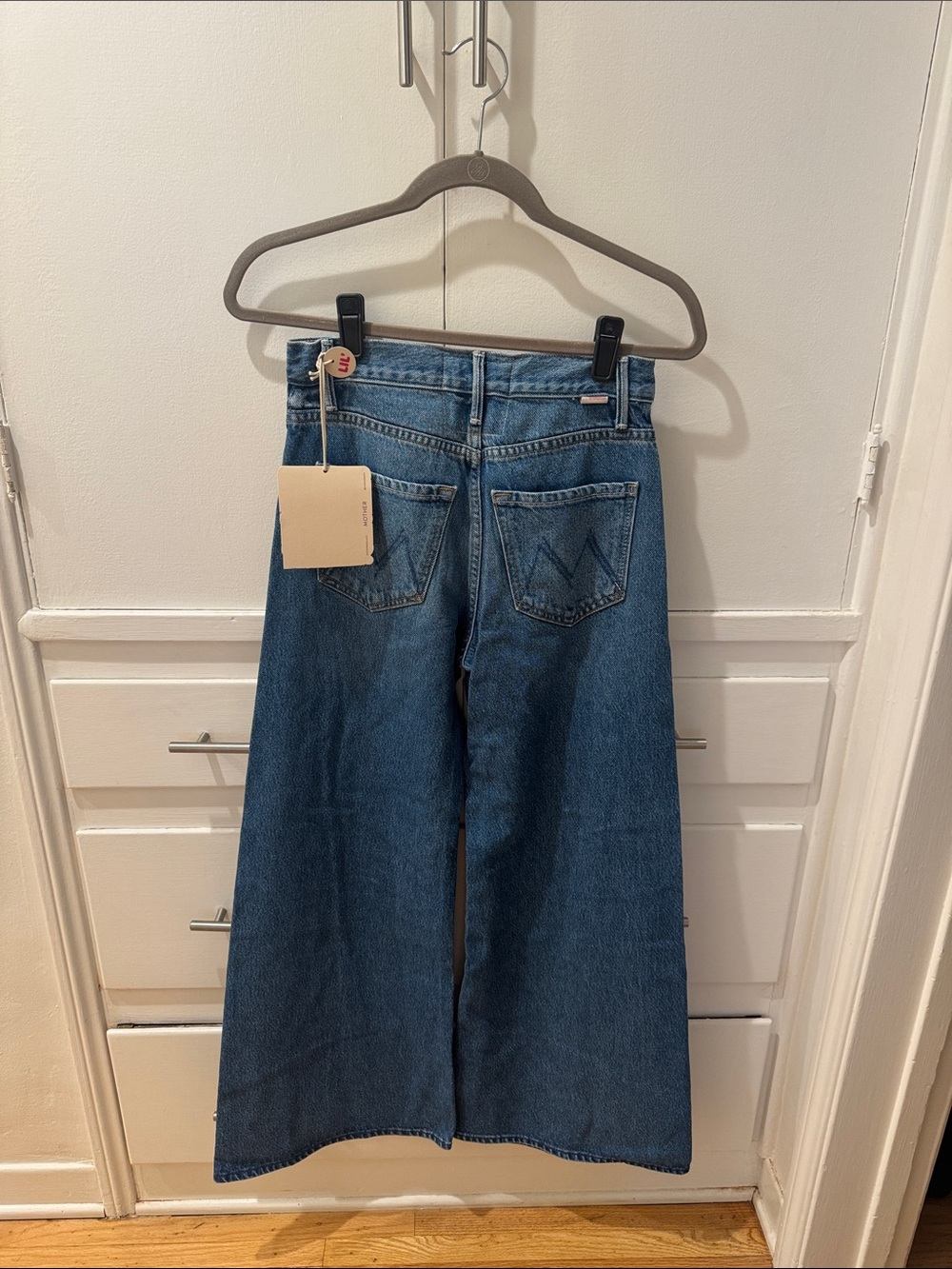 Mother PETITES The Lil Lemon Twist Skimp
Size 24 - Picture 3 of 9